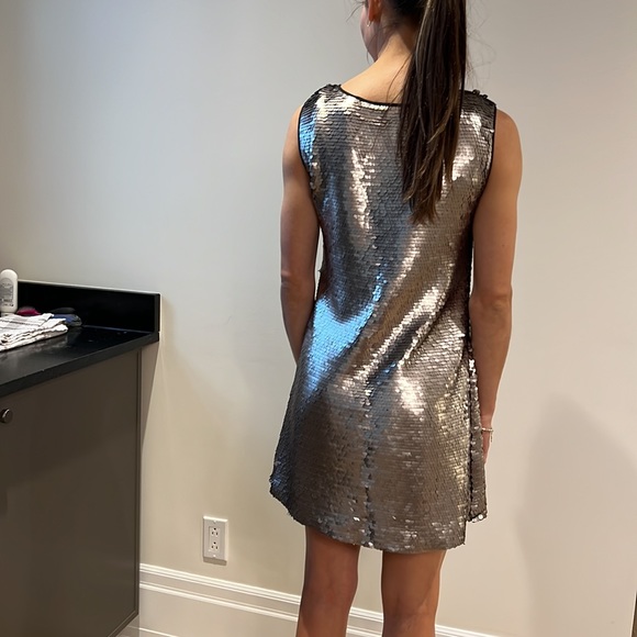 New Year’s Eve sequin dress - Picture 2 of 5